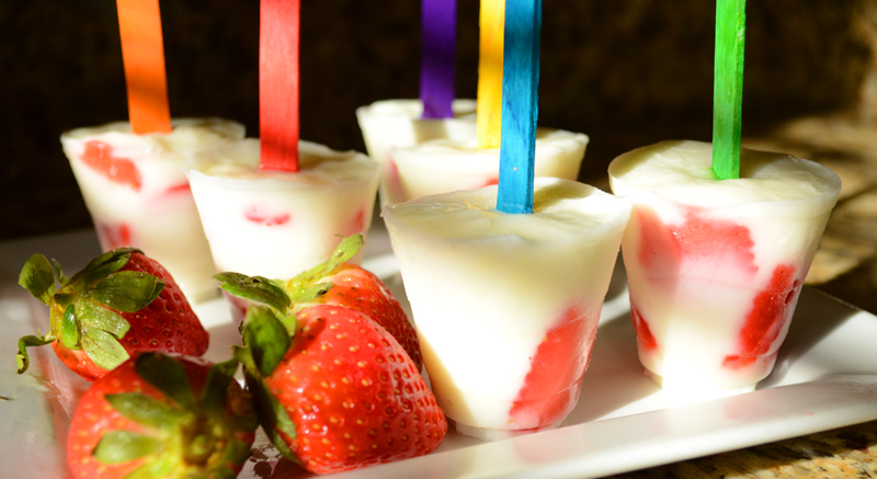 Strawberry Yogurt Pops - The Kreative Life
